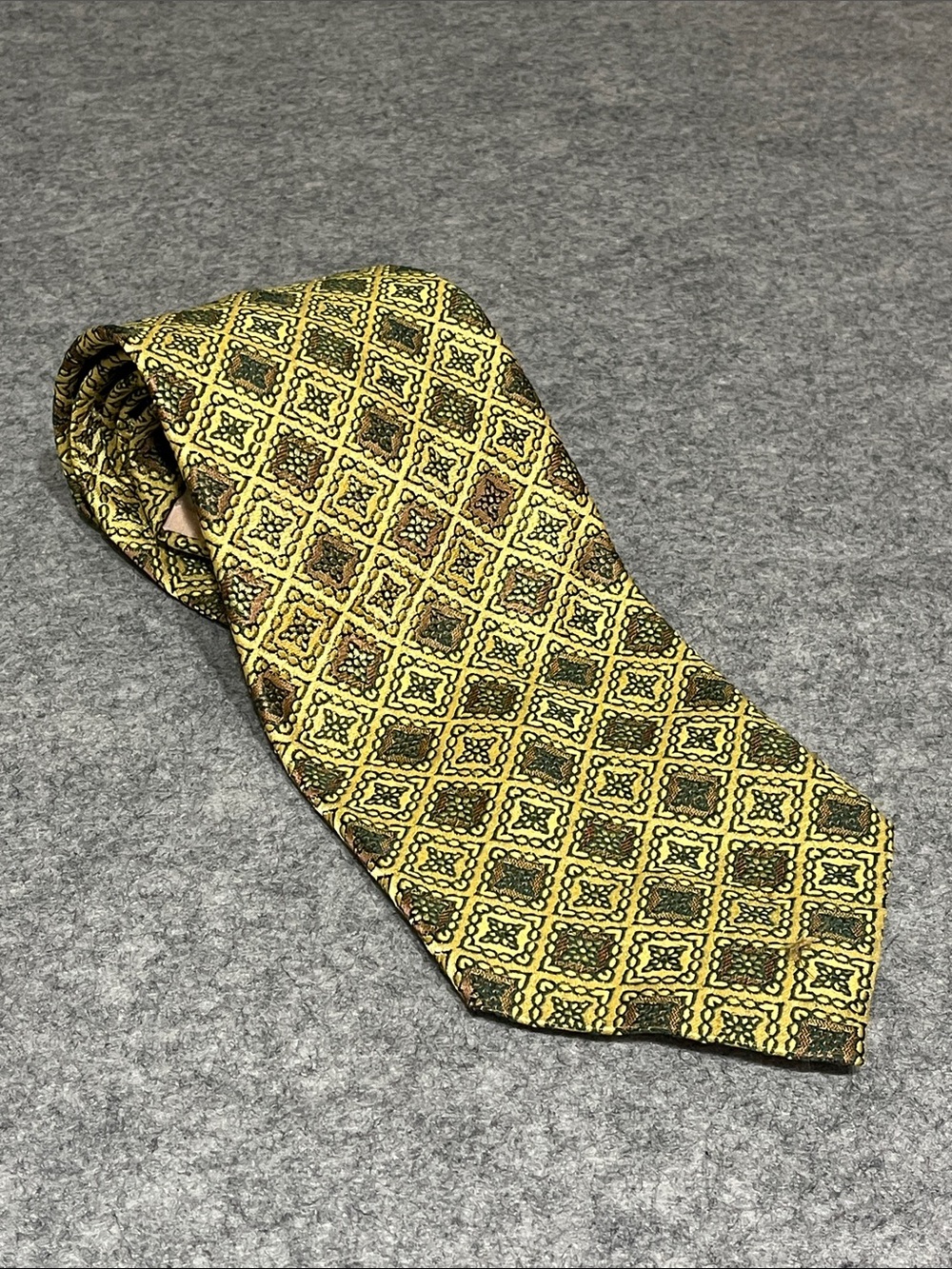 '70s Yves Saint Laurent Yellow and Green Geometric Tie